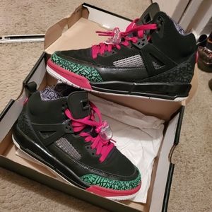 Jordan Spizike, Big Boys Size 7, good condition